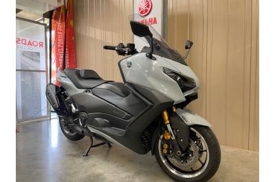 YAMAHA XP T-MAX 560 TECH MAX