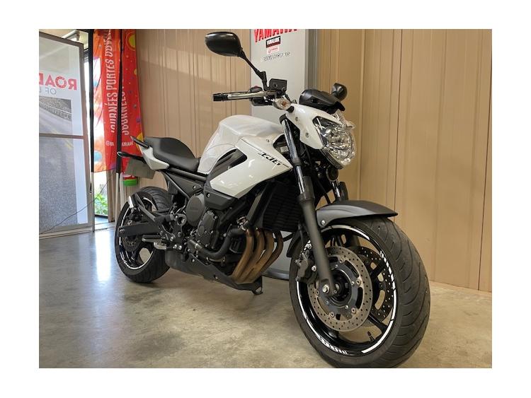 YAMAHA XJ6-N