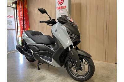 YAMAHA XMAX 300 TECH MAX +